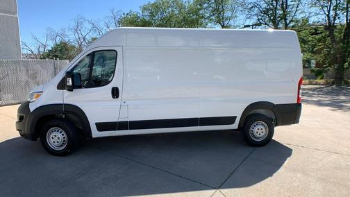Bright White Clearcoat 2025 RAM ProMaster 2500 Tradesman