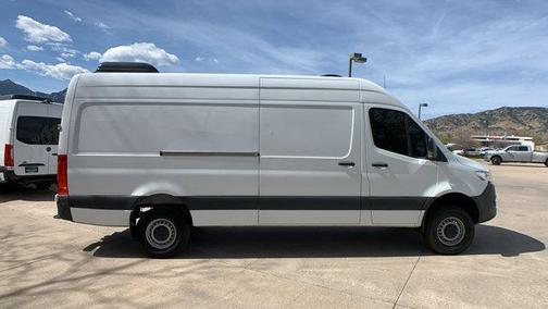2022 Mercedes-Benz Sprinter 2500 High Roof