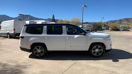 2023 Jeep Grand Wagoneer 4x4