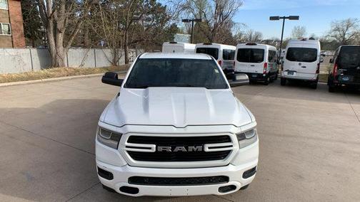 Bright White Clearcoat 2019 RAM 1500 Big Horn