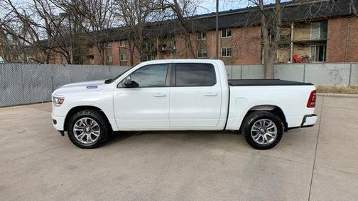 Bright White Clearcoat 2019 RAM 1500 Big Horn