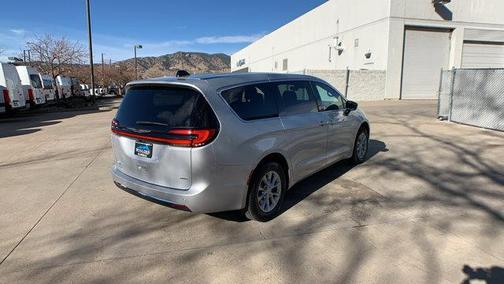 2026 Chrysler Pacifica L