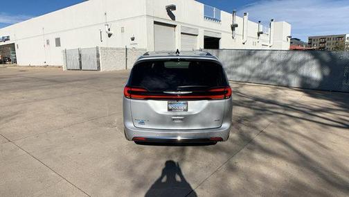 2026 Chrysler Pacifica L