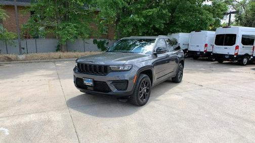 2025 Jeep Grand Cherokee Altitude