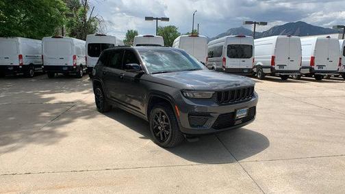 2025 Jeep Grand Cherokee Altitude