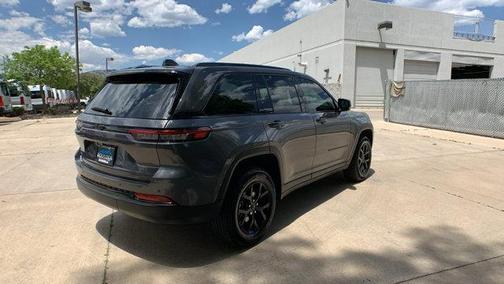 2025 Jeep Grand Cherokee Altitude
