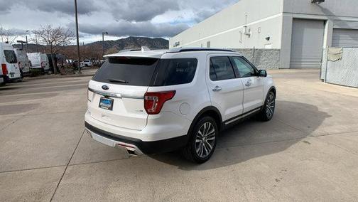 2017 Ford Explorer Platinum