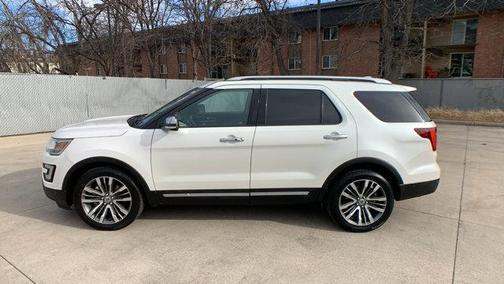 2017 Ford Explorer Platinum