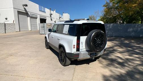 2024 Land Rover Defender 110 P300