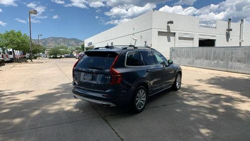 2019 Volvo XC90 T6 Momentum