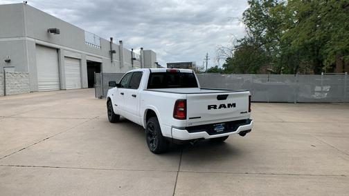 Bright White Clearcoat 2026 RAM 1500 Big Horn/Lone Star