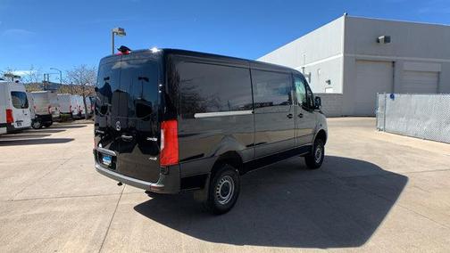 2025 Mercedes-Benz Sprinter 2500 Standard Roof