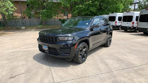 2023 Jeep Grand Cherokee Altitude