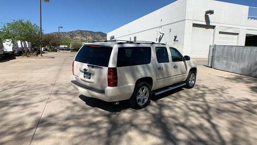 White Diamond Tricoat 2013 Chevrolet Suburban 1500 LTZ