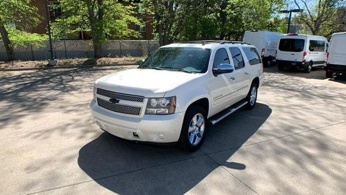 White Diamond Tricoat 2013 Chevrolet Suburban 1500 LTZ