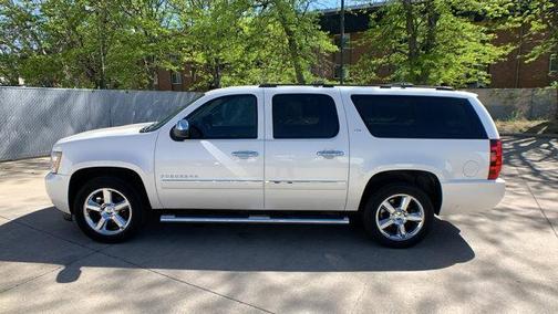 White Diamond Tricoat 2013 Chevrolet Suburban 1500 LTZ