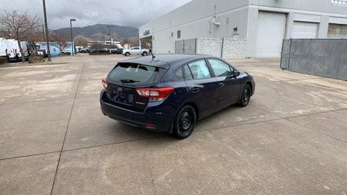 2019 Subaru Impreza 2.0i