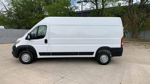 Bright White Clearcoat 2025 RAM ProMaster 2500 Tradesman