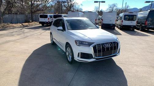 2024 Audi Q7 55 Premium Plus
