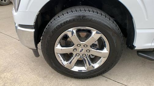 Oxford White 2023 Ford F-150 XLT