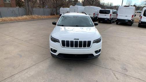 Bright White Clearcoat 2023 Jeep Cherokee Altitude