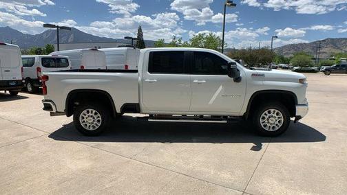 Summit White 2024 Chevrolet Silverado 2500 LT