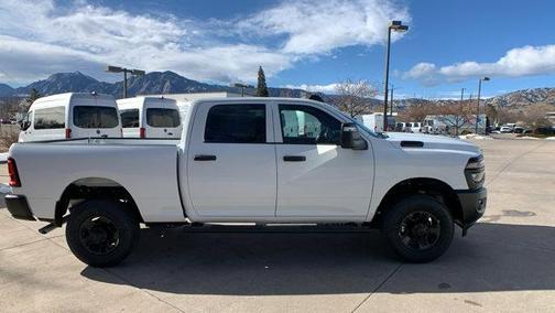2026 RAM 2500 Tradesman Crew Cab 4x4 6'4' Box