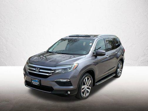 Gray 2016 Honda Pilot Touring