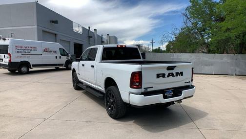 Bright White Clearcoat 2025 RAM 2500 Big Horn Crew Cab 4x4 6'4' Box