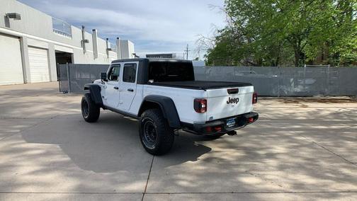 Bright White Clearcoat 2023 Jeep Gladiator Rubicon