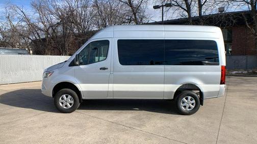 2022 Mercedes-Benz Sprinter 2500 Standard Roof