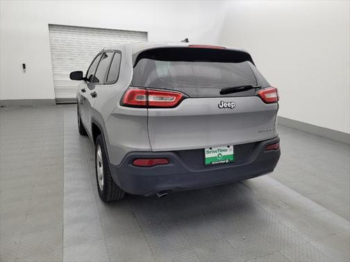 2015 Jeep Cherokee Sport