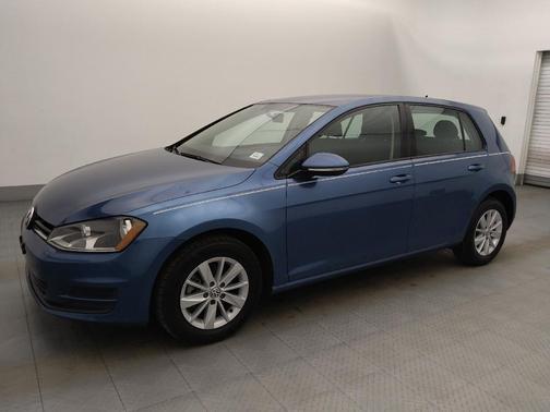 2017 Volkswagen Golf TSI S 4-Door