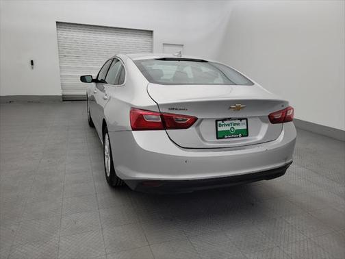 2017 Chevrolet Malibu 1LT
