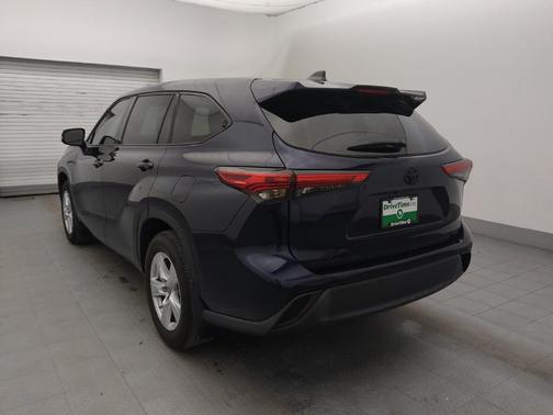 2022 Toyota Highlander L