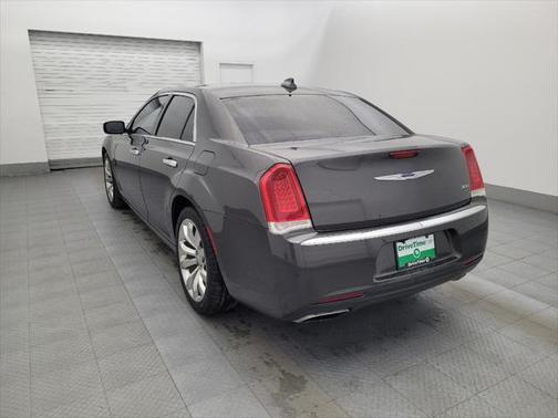2017 Chrysler 300 Limited