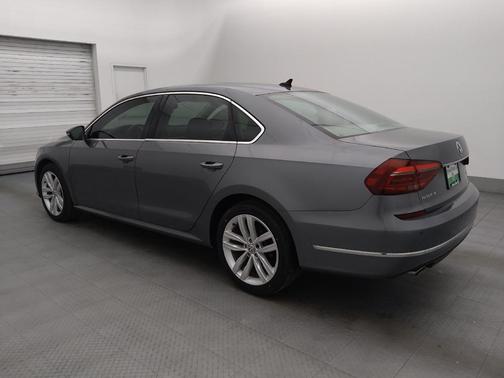 2018 Volkswagen Passat 2.0T SE