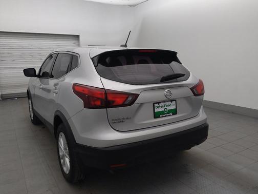 Brilliant Silver 2017 Nissan Rogue Sport S