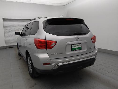 2019 Nissan Pathfinder SV