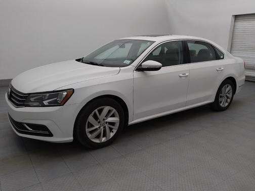 2018 Volkswagen Passat 2.0T SE