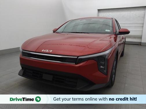 Currant Red 2025 Kia K4 LXS