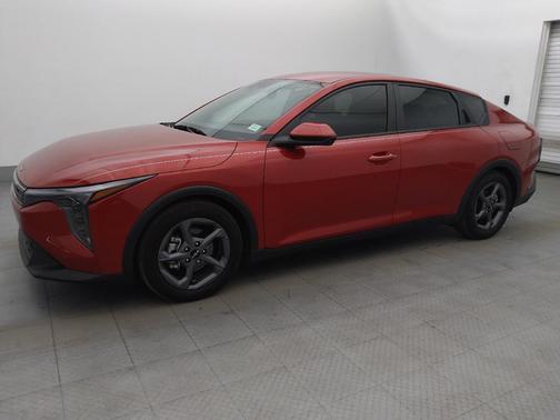 Currant Red 2025 Kia K4 LXS
