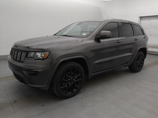 2021 Jeep Grand Cherokee Laredo