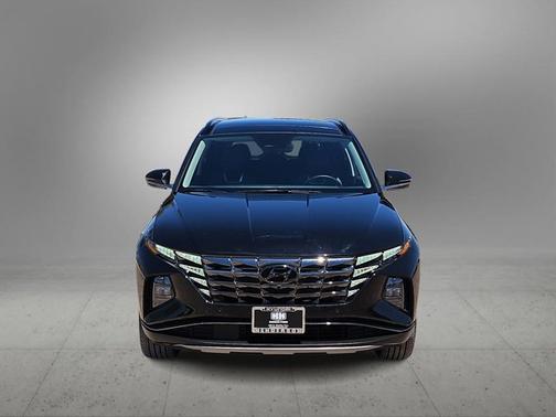 Black 2022 Hyundai TUCSON Limited