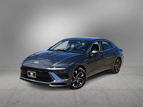 Gray 2025 Hyundai SONATA SEL