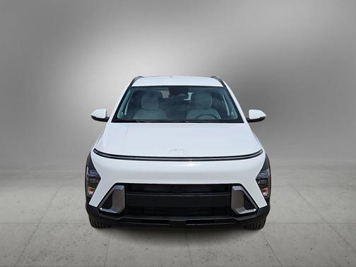 White 2025 Hyundai KONA SEL