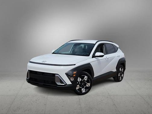 White 2025 Hyundai KONA SEL