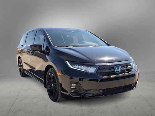 Crystal Black Pearl 2025 Honda Odyssey Sport-L