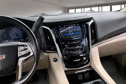 2019 Cadillac Escalade Luxury