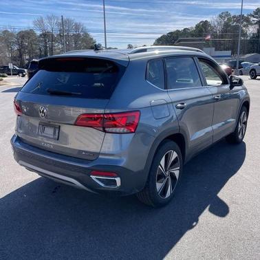 2024 Volkswagen Taos 1.5T SE